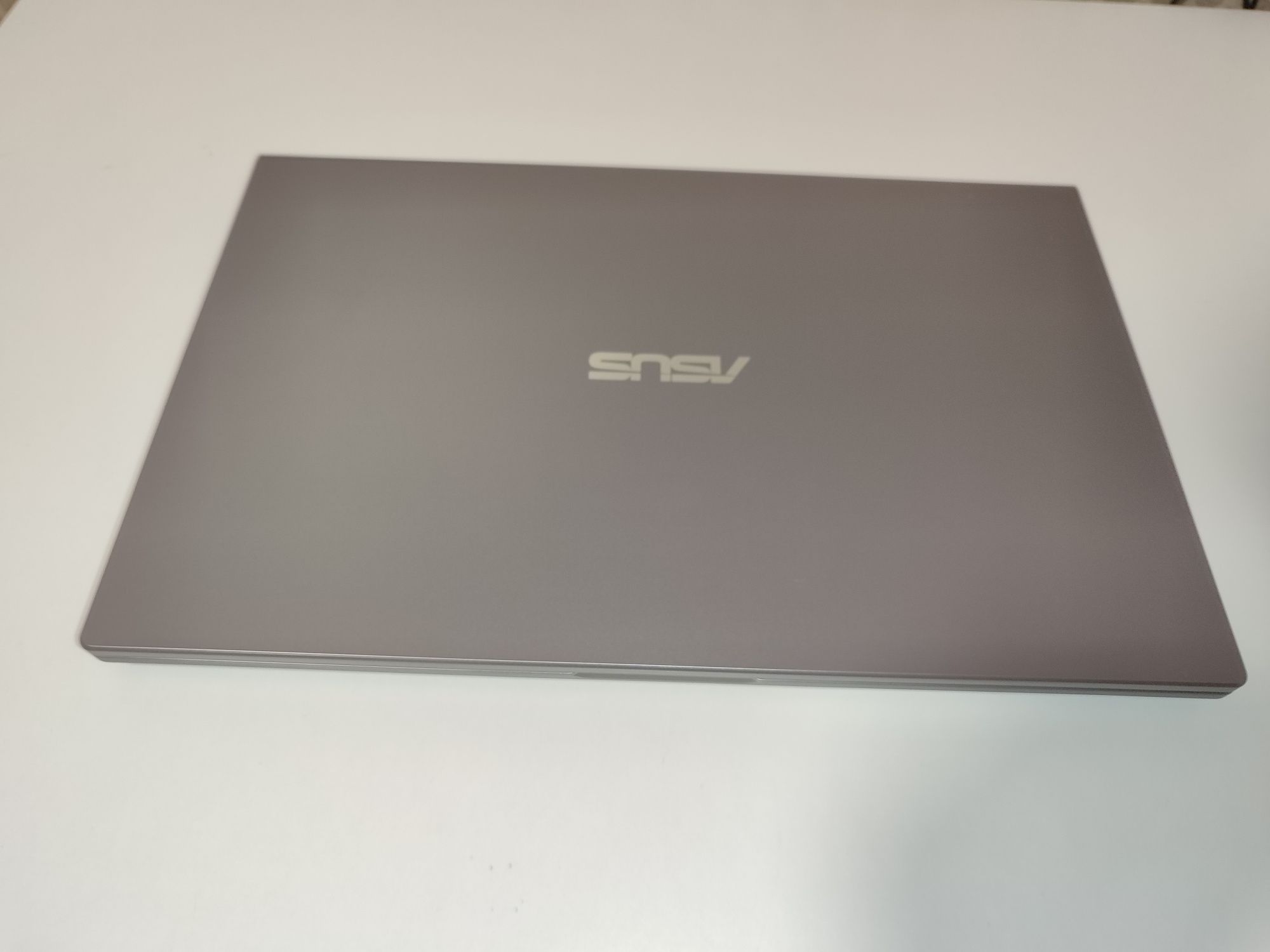 ноутбук ASUS X515MA у чудовому стані!