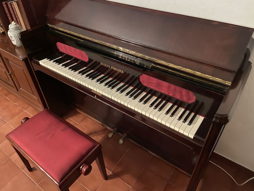 Vendo Piano August Forster