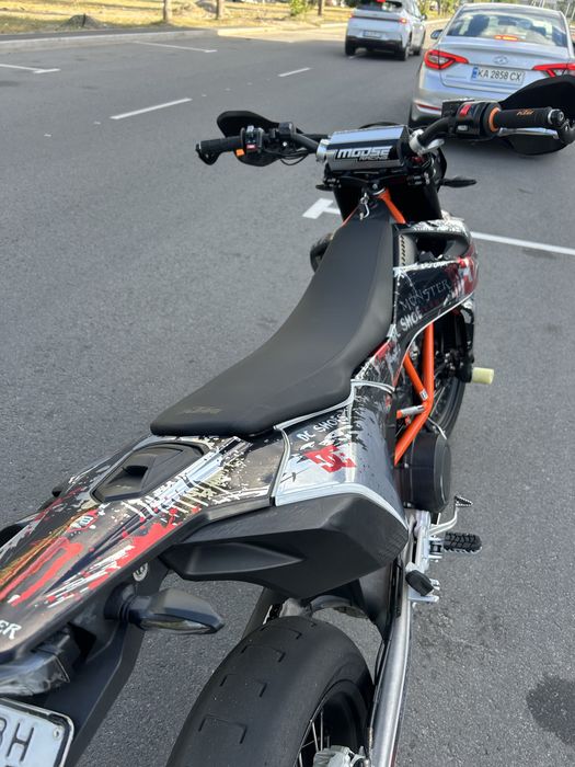 KTM SMC 690 R  2019 supermoto на обліку