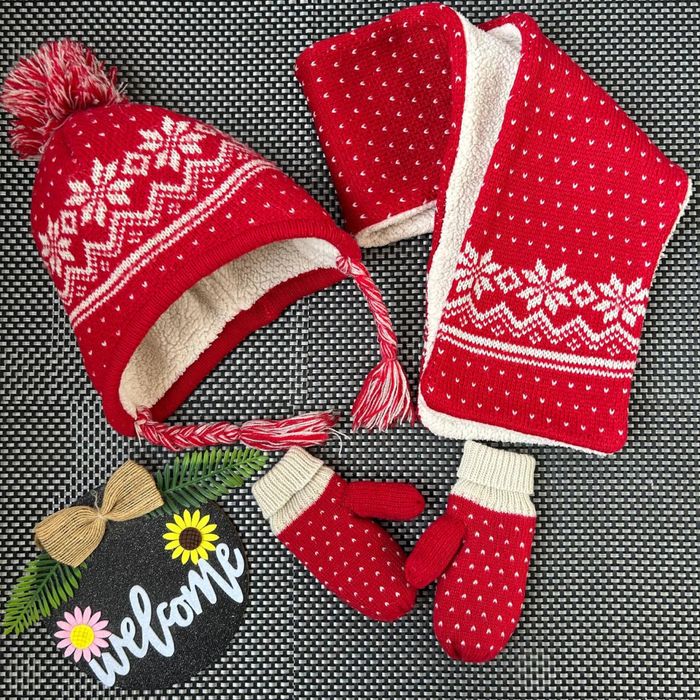 Дитяча шапка дуже тепла