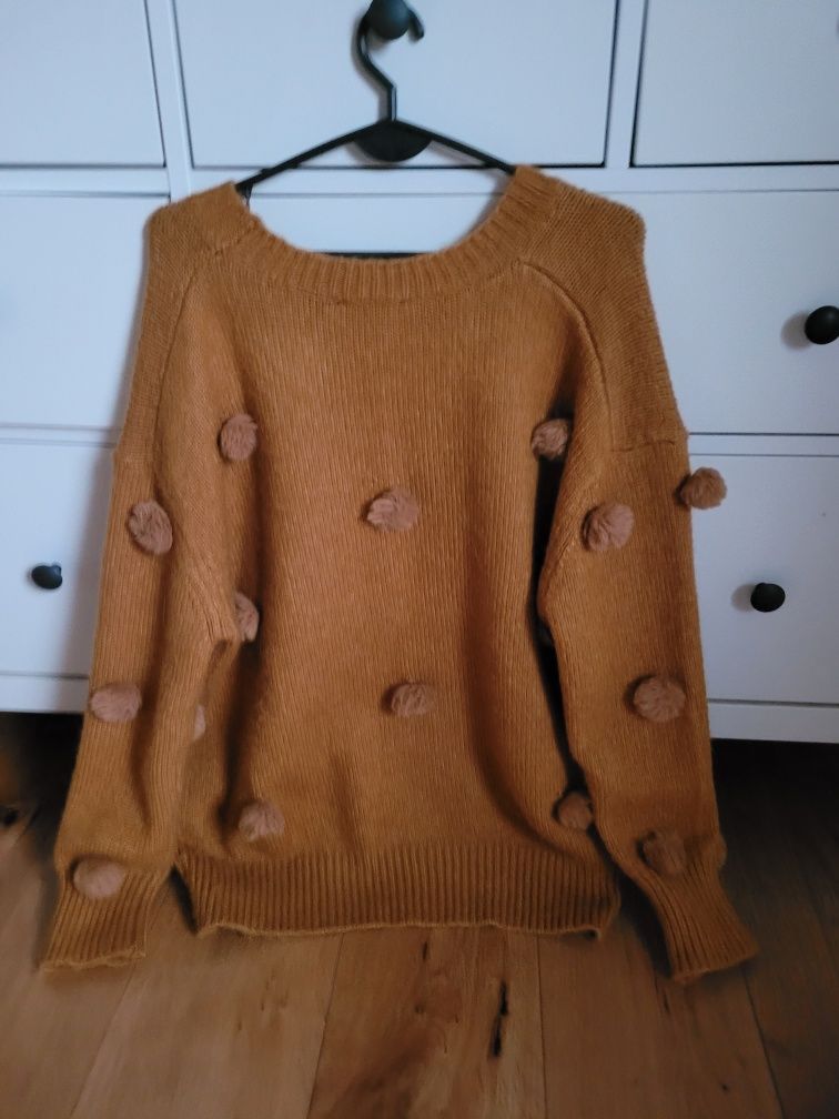Gruby musztardowy sweter oversize pompony alpaka Zara