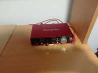 Interface focusrite Scarlett 2i2