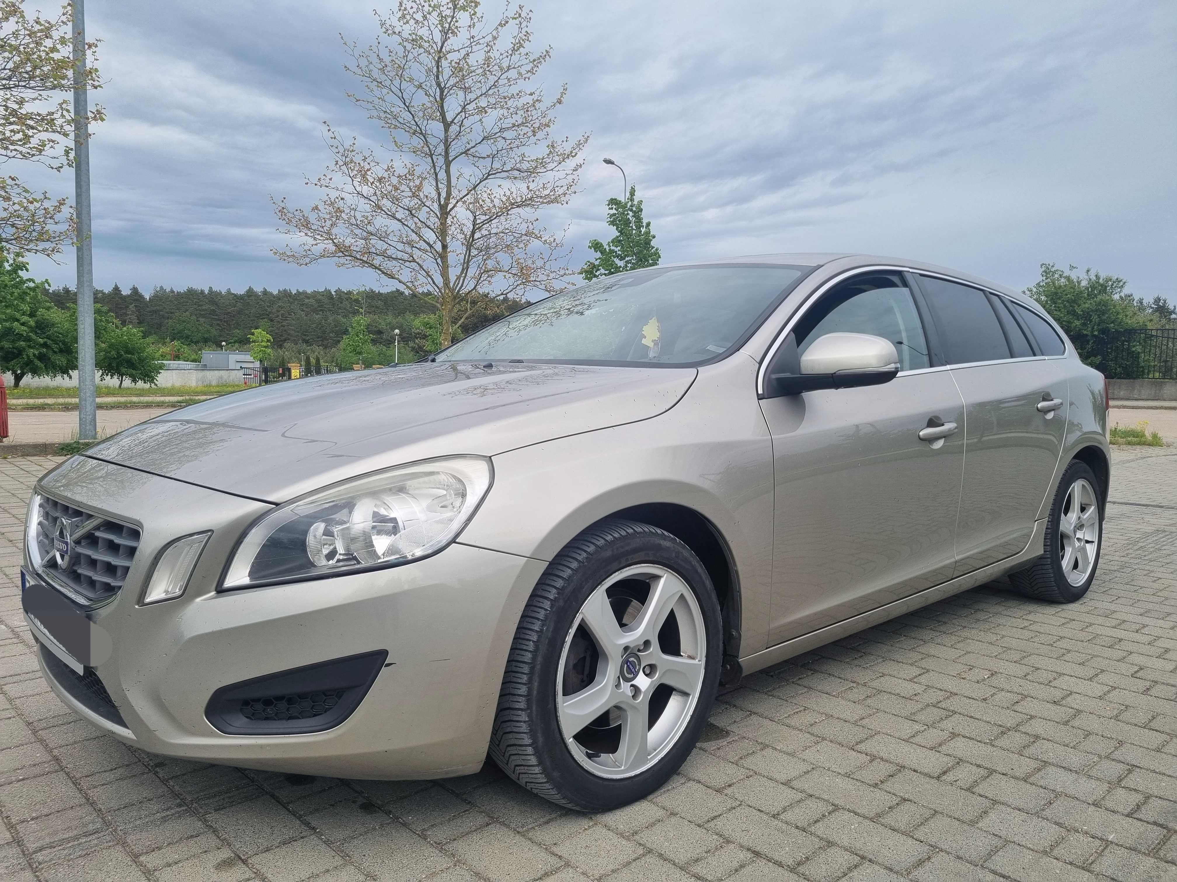 Volvo V60 , 2.0 136KM