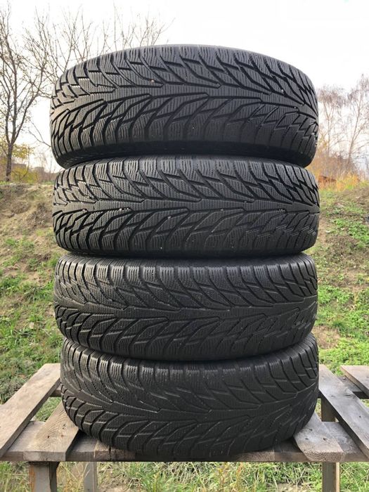 666 245 70 R16 комплект зимних шин