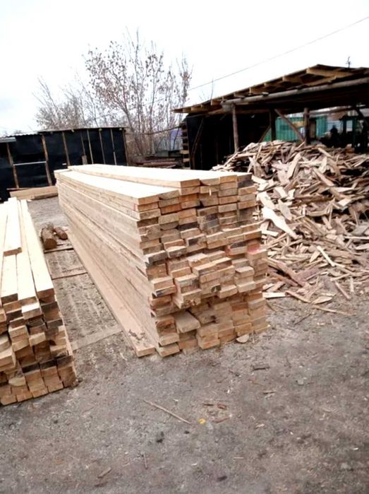 Продаж стропил дошки сосни пиломатеріалу дешево