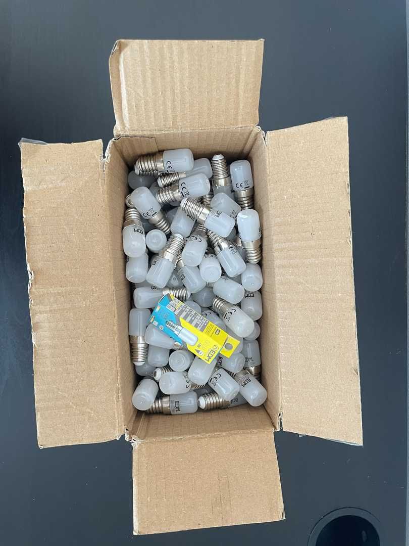 Lâmpada eléctrica - E14 6400k Luz Fria 14W 1.8W 130LM