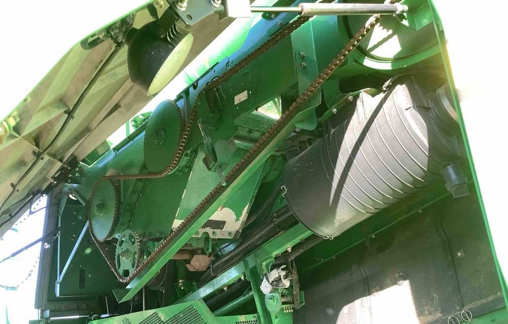 Комбайн John Deere s670