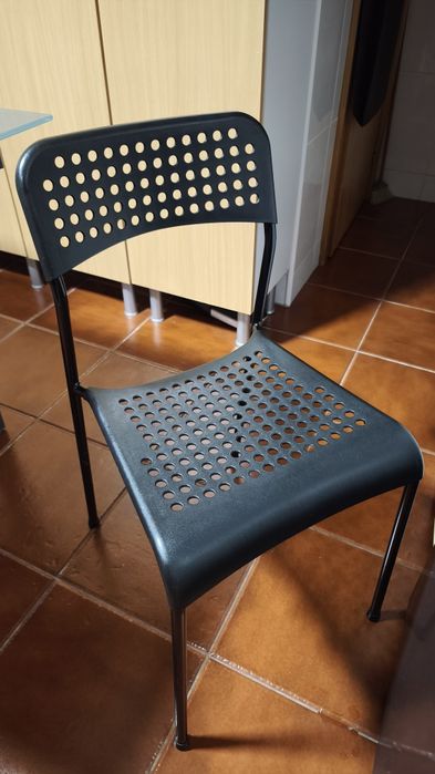 Mesa de vidro extensível + 4 cadeiras