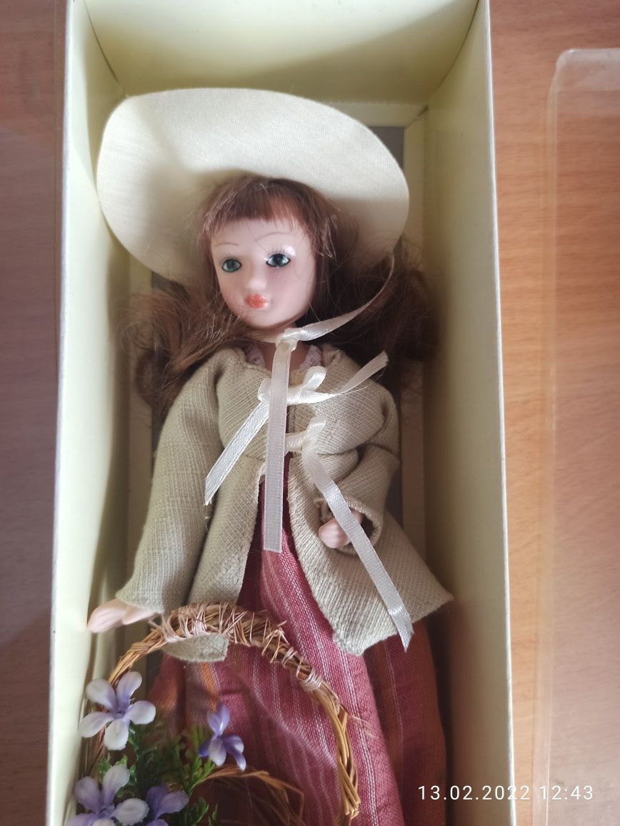 Коллекционные фарфоровые куклы из серии ,,Дамы эпохи"