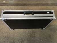 Pedalboard case,