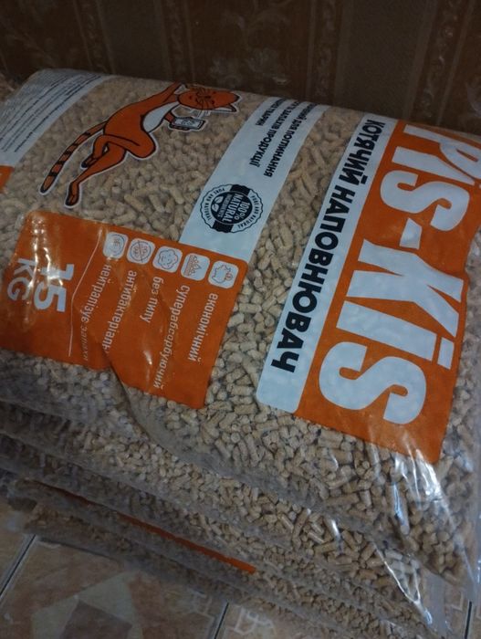 Наповнювач для кошачого туалету. Якісний.