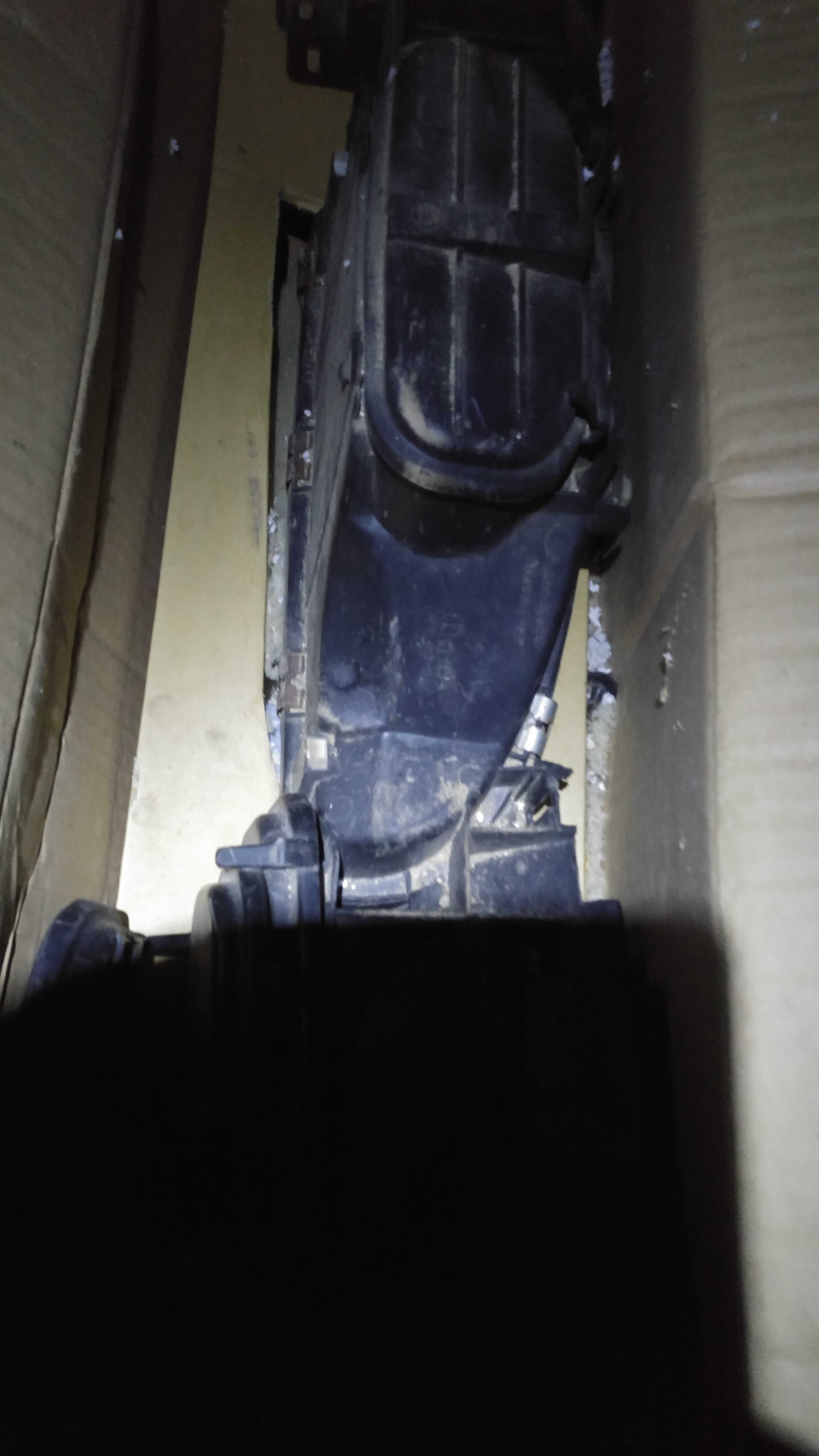 lampy przód mondeo mk1 93r