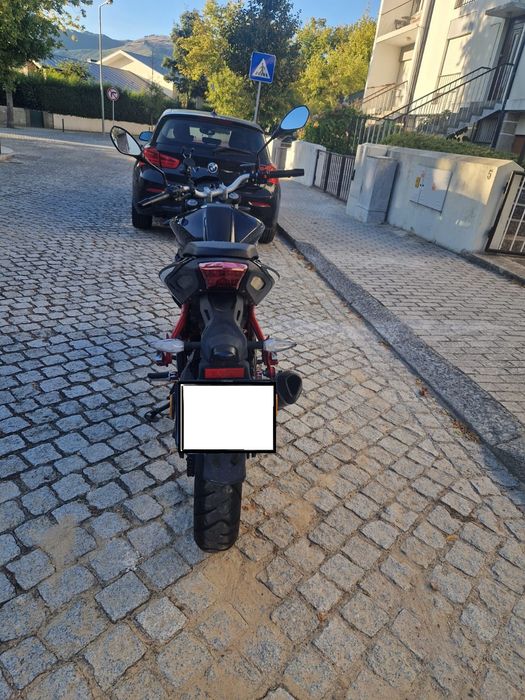 Mota Benelli TNT 125