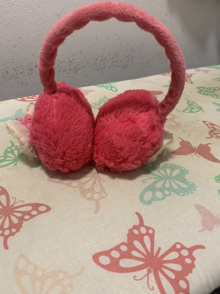 Pantufas e tapa orelhas e bandolete do mickey