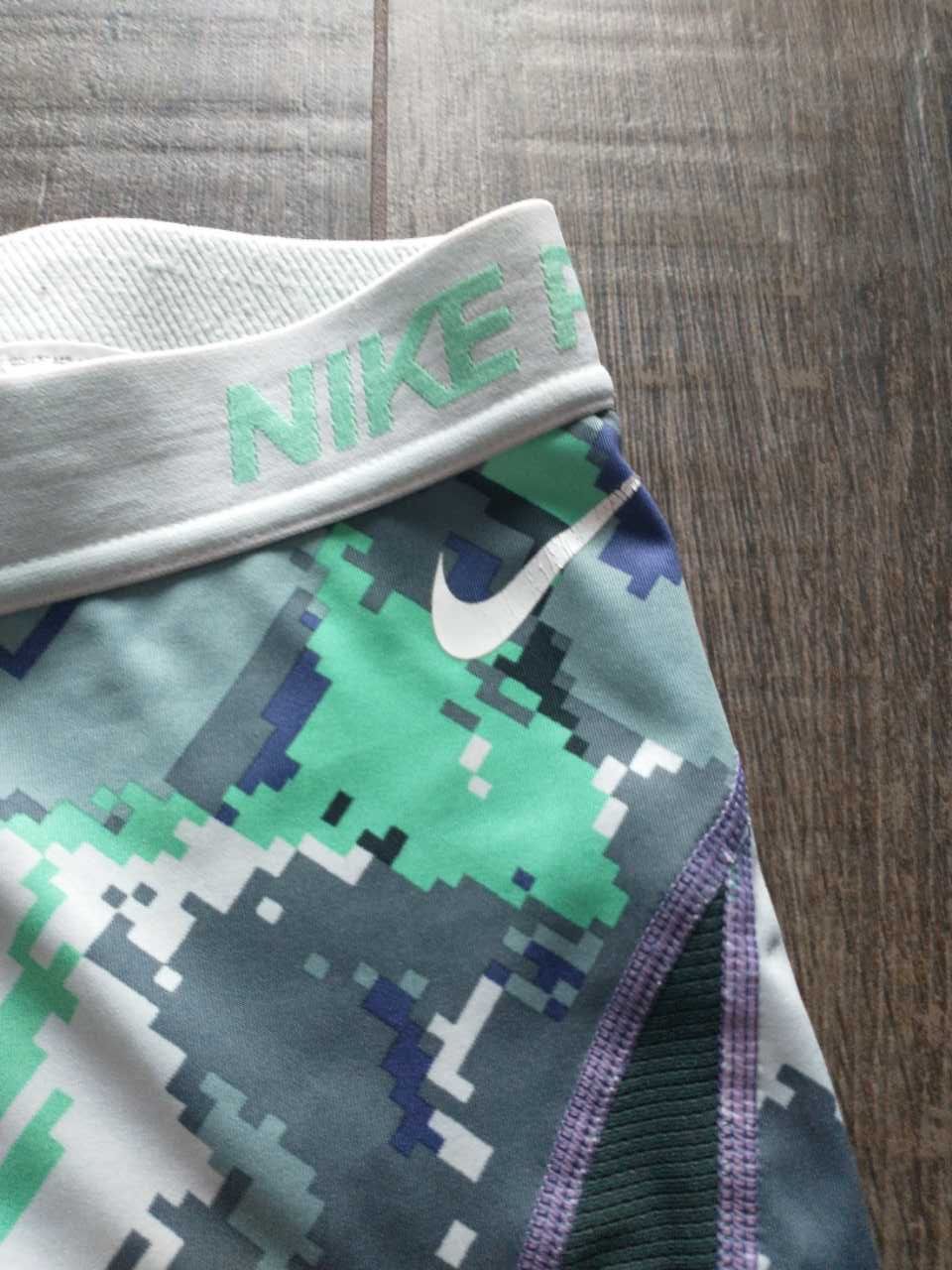 Nike PRO - Minecraft - Spodenki kąpielowe - R. M (140-146)