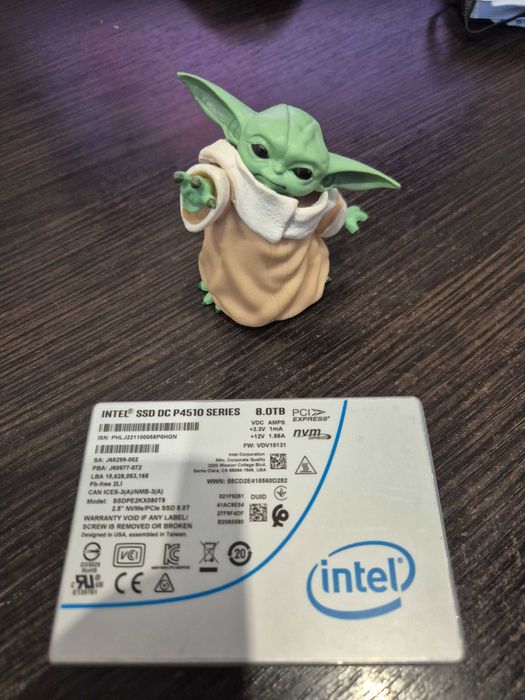 ssd 8TB  intel ssd dc p4510