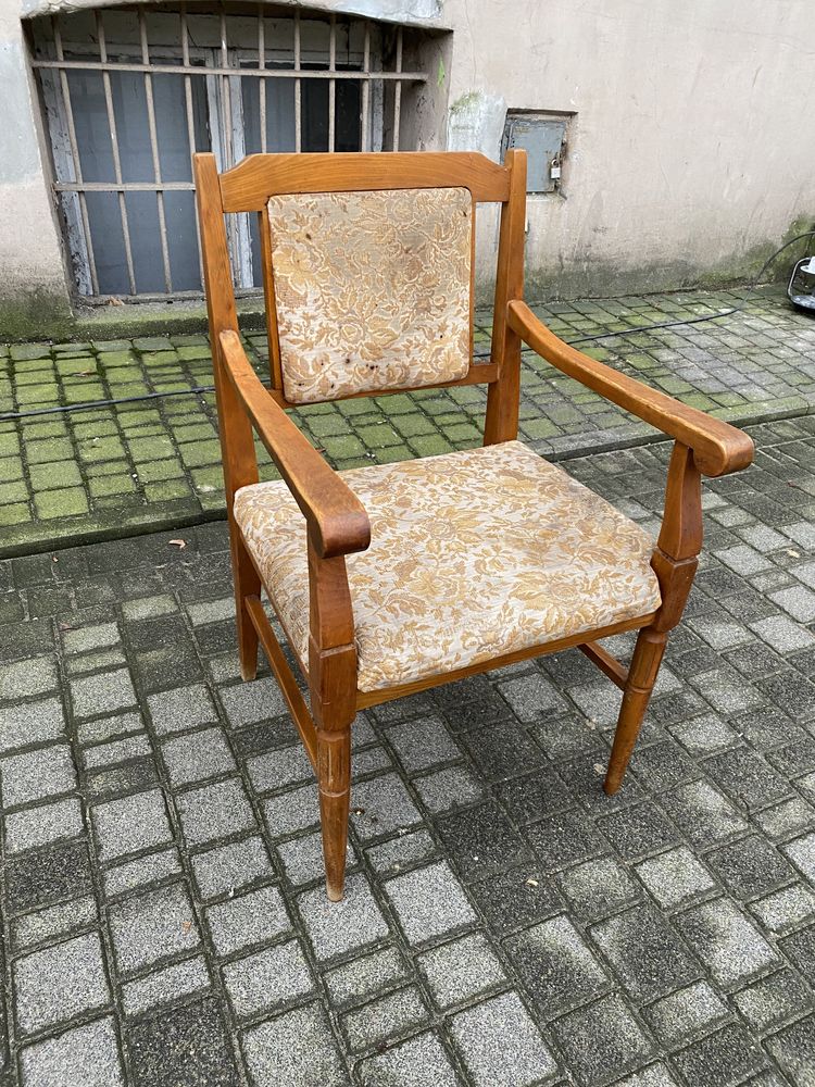 Stare Krzesło drewniane