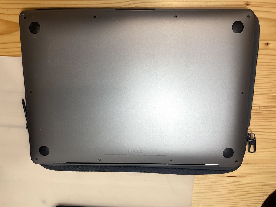 MacBook Air M1 2020 | 8GB RAM | 256GB | Good Condition64284527201411122