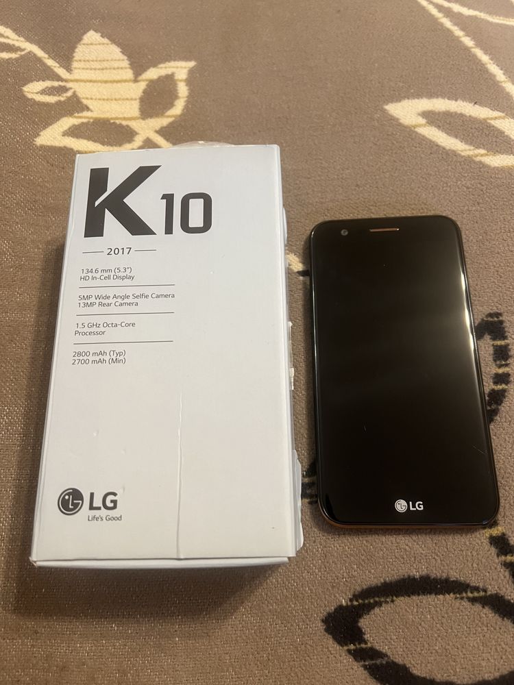 Sprzedam telefon LG K10 + pokrowiec