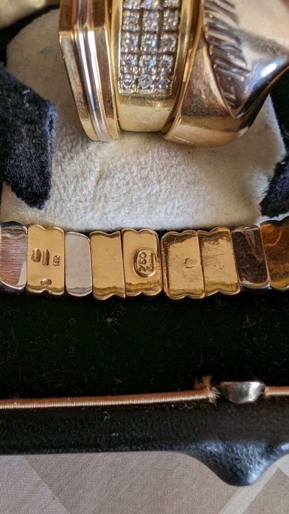 Troco ou vendo Jóia de alto patamar em ouro branco amarelo e Diamantes