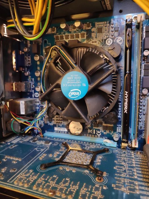 Gigabyte GA-H61M-S2-B3 S 1155+i7 2600k.