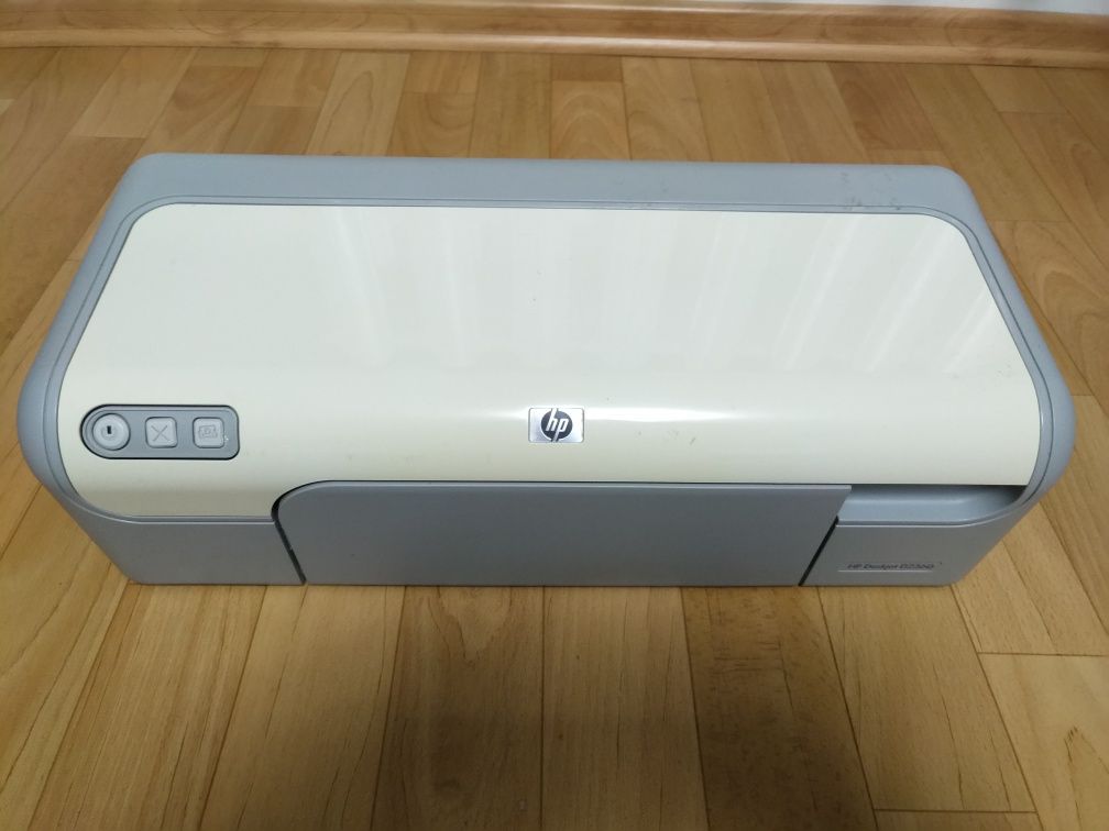 Принтер цветной HP Deskjet D2360