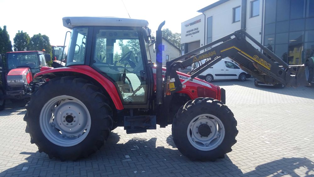 Massey Ferguson 5435 z ładowaczem AGRAM sprowadzony 2006r.