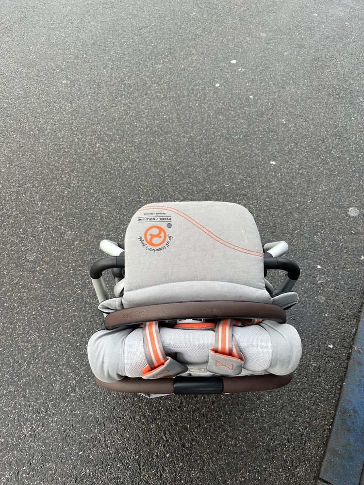 Cybex eezy s twist plus