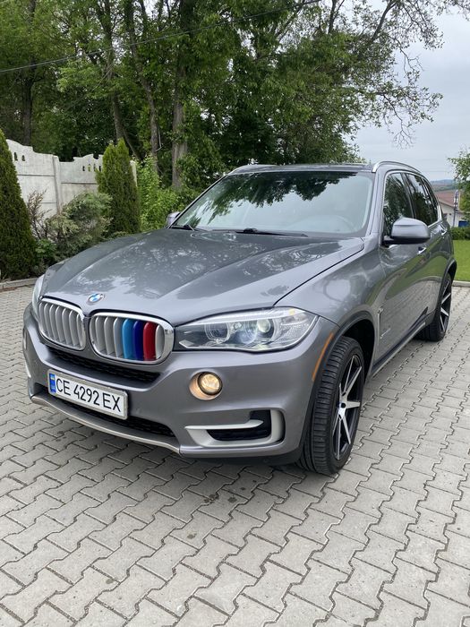 BMW    X-5   2015  3.0