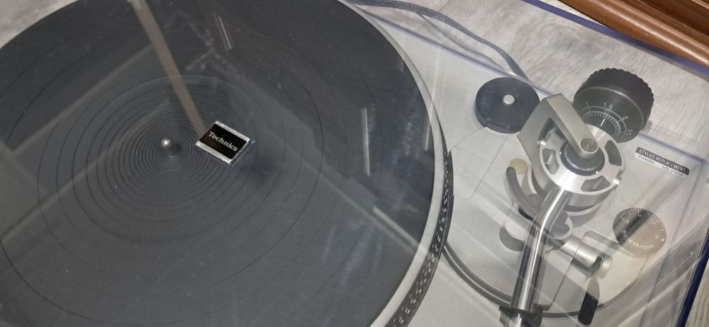 Gramofon technics sl-d3