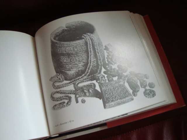 Polskie Złotnictwo Historia Książka Bogato Ilustrowana