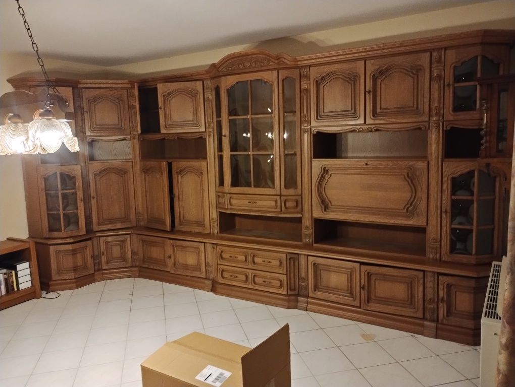 Meblościanka dębowa narożna