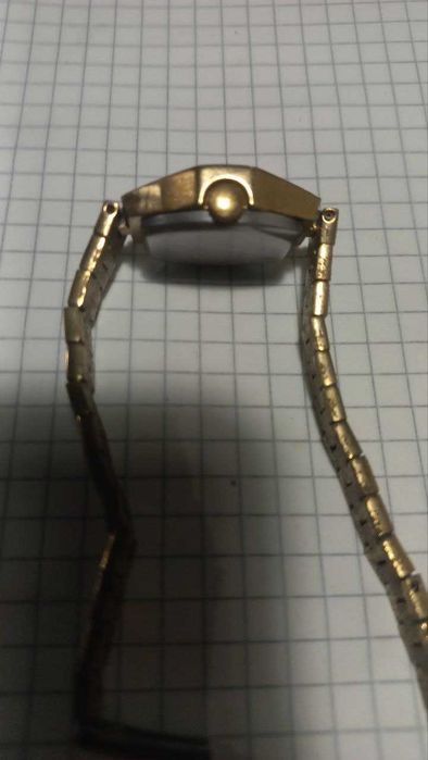 Часы Луч женские. 17 камней