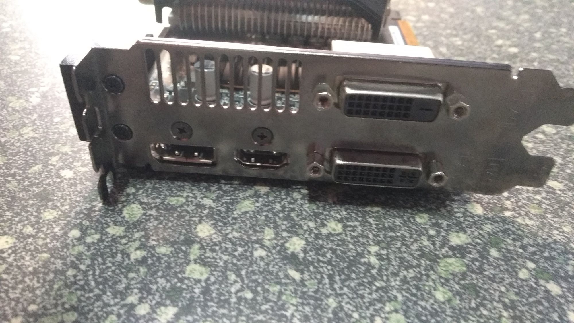 Видеокарта ASUS Radeon HD7850 1Gb 256 bit gddr5