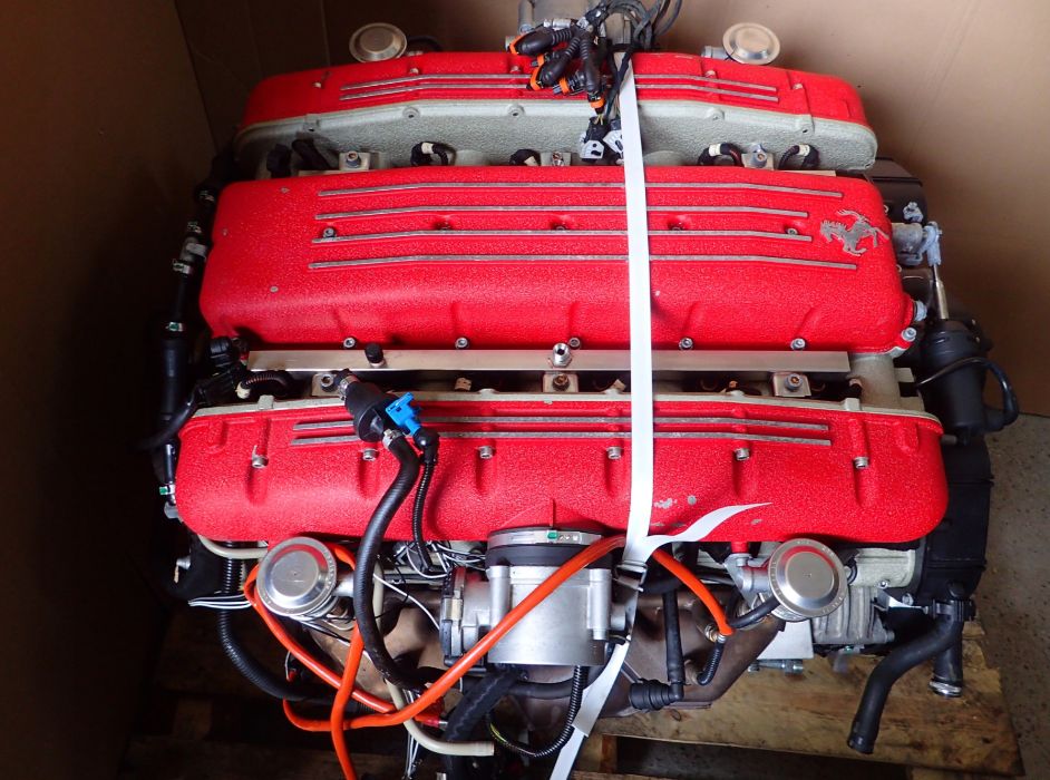 Motor Ferrari 612 scaglietti