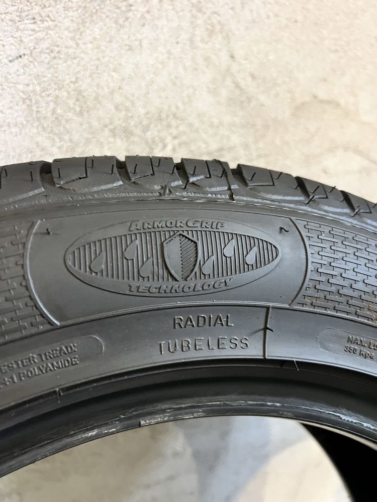205/60/16 92H Goodyear Assurance ArmorGrip