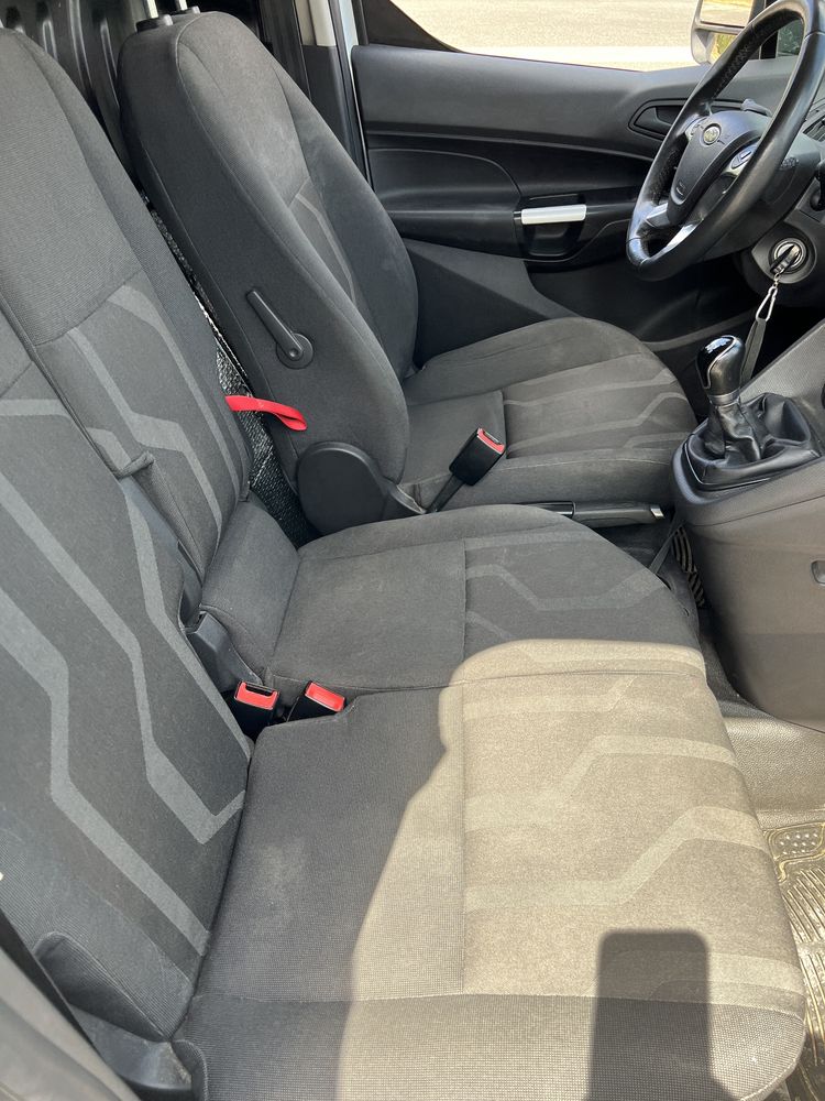 Ford Transit Connect 1.6tdci,3 lugates.
