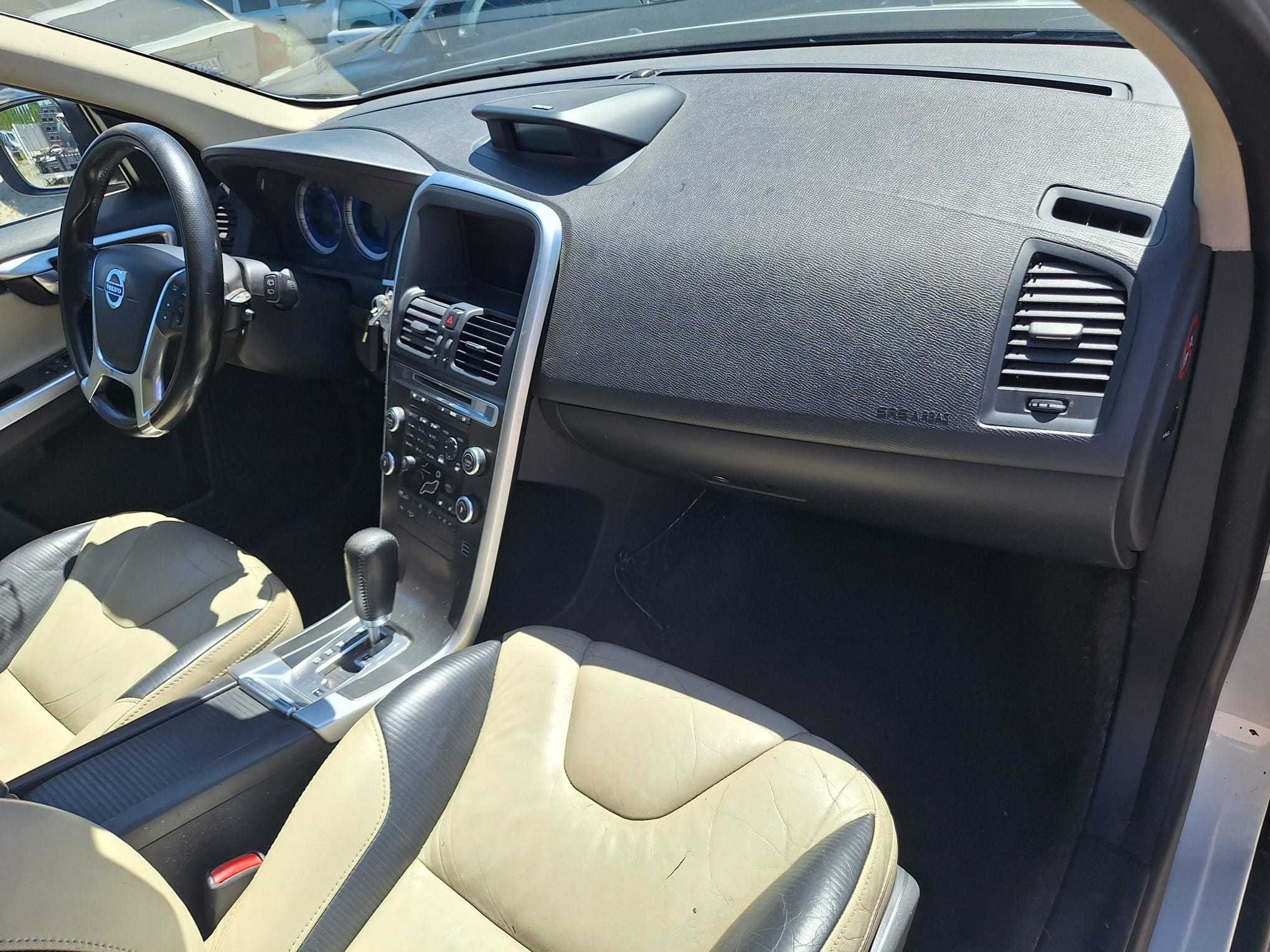 Volvo Xc60 srodek fotele tapicerka R-design