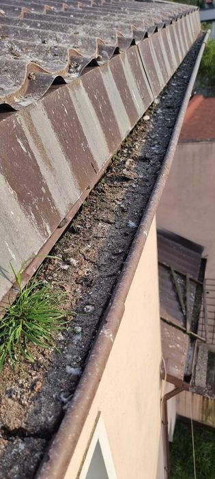 Czyszczenie rynien Sosnowiec, Katowice, Zabrze, Gliwice. Doczyszczona