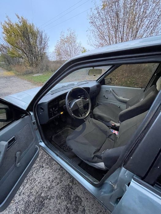 Opel ascona 1.8 газ/бенз