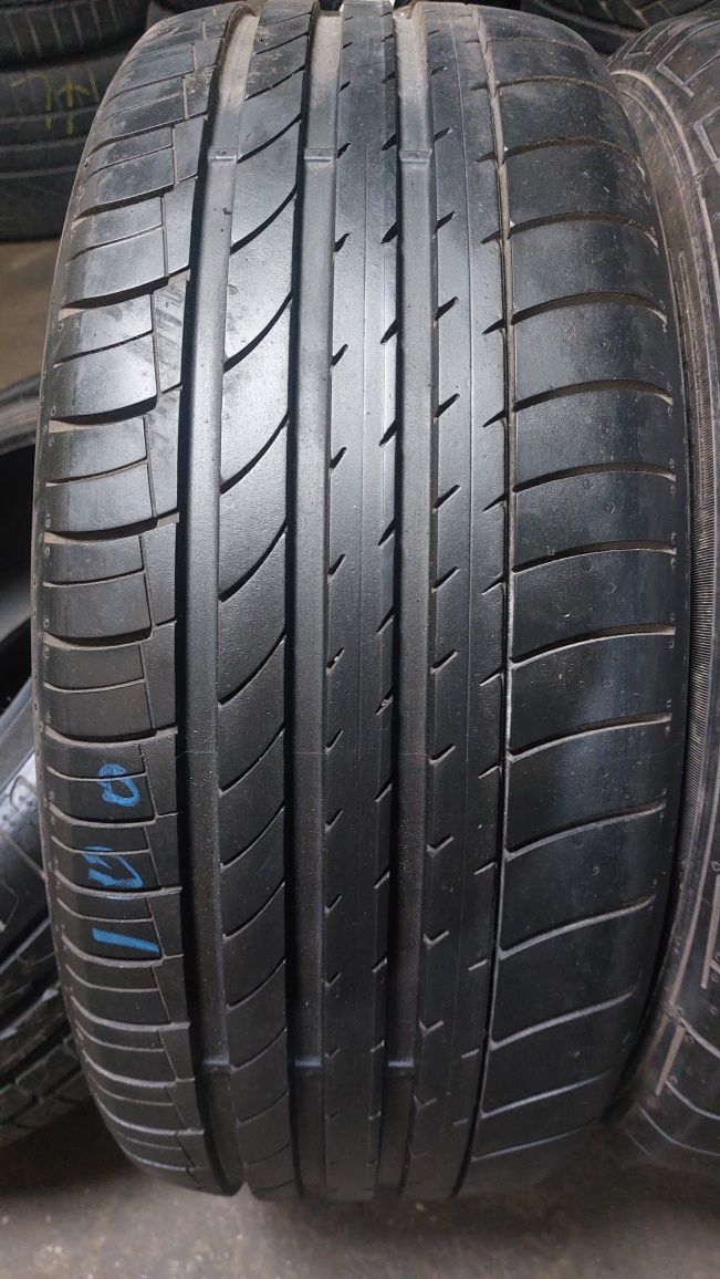 Пара летних шин Dunlop 235/50 R18 235 50 18