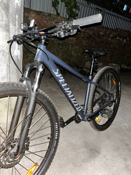 Specialized Rockhopper 16” MTB – Like New