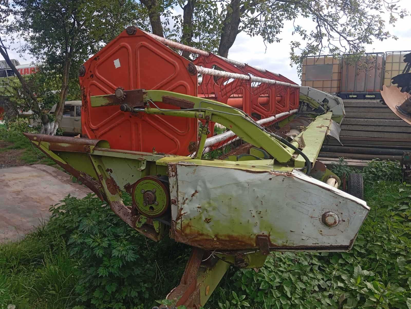 Комбайн Claas Mega 218