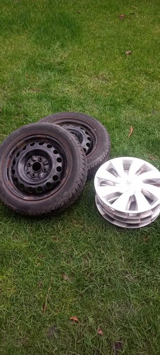 Opony zimowe z felgami 4 szt