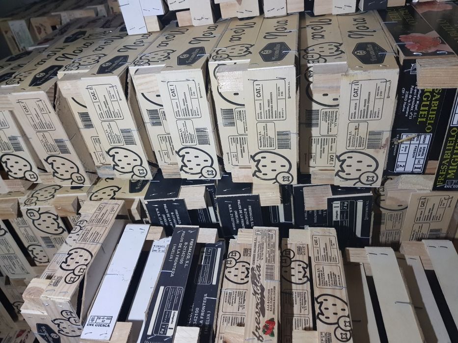 Skrzynki drewniane małe na truskawki, maliny, borówki