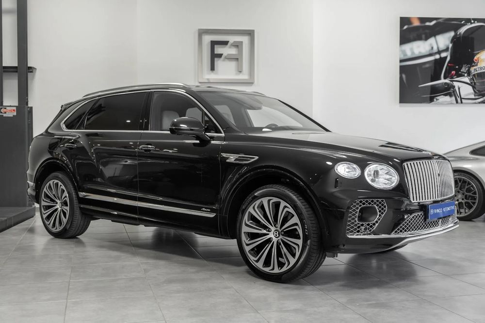 Bentley Bentayga EWB V8 Azure