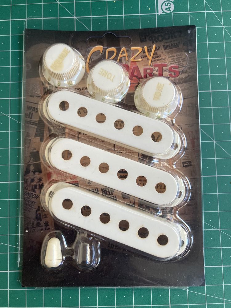 Stratocaster Plastic Parts