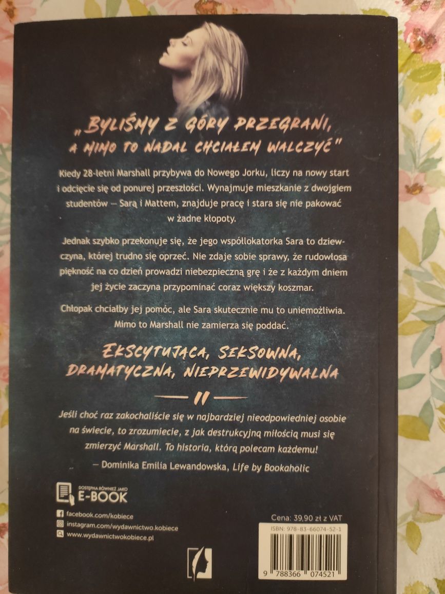 Powieść K.N. Haner Zapomnij o mnie