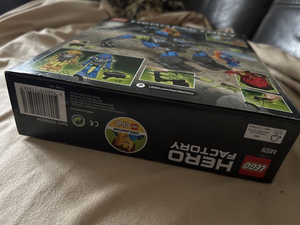 Lego 44028 Maszyna bojowa Surge i Rocka