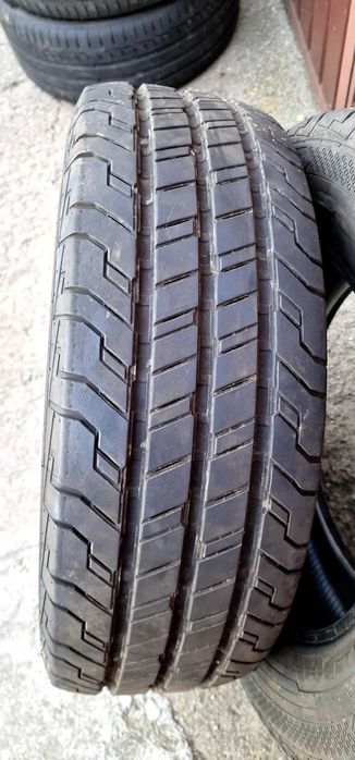 OPONY CONTINENTAL 215/65 R16C contiVANCOntact 100 109/107T